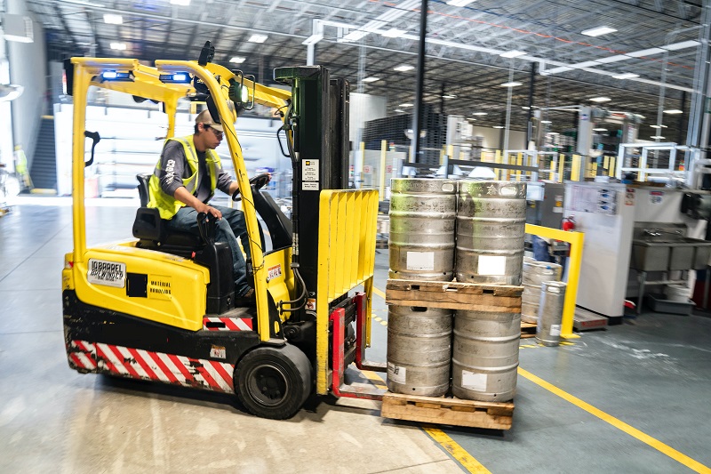 A Guide To Extending The Lifespan Of Your Pre-Loved Forklift